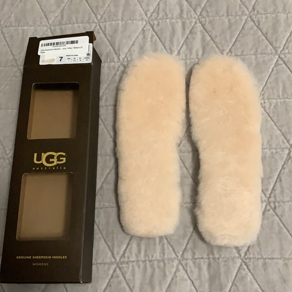 UGG Australia Genuine Sheepskin Insoles size 7 - Picture 4 of 6